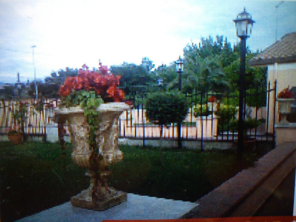 Villa Paradise Resort Gallicano nel Lazio Ngoại thất bức ảnh