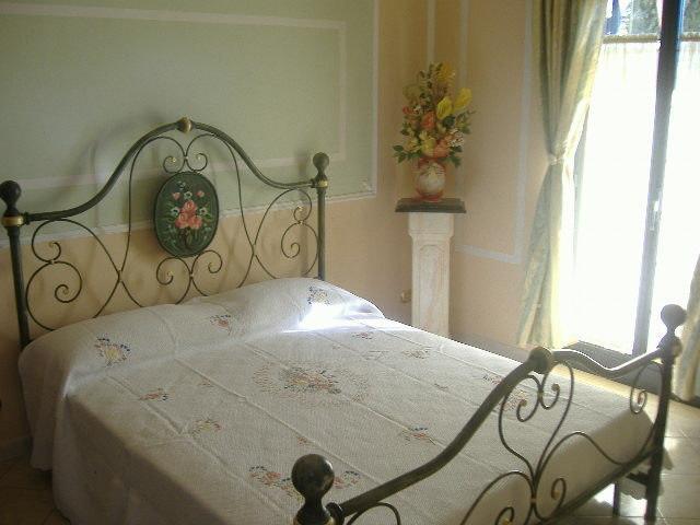 Villa Paradise Resort Gallicano nel Lazio Phòng bức ảnh