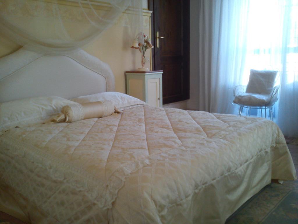 Villa Paradise Resort Gallicano nel Lazio Phòng bức ảnh